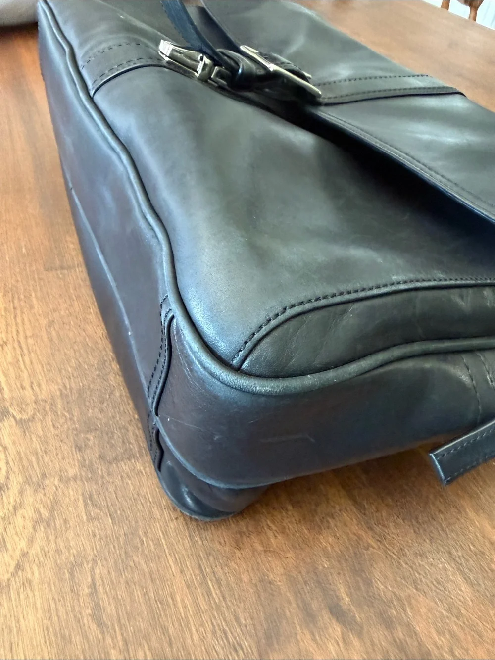 Coach Vintage Y2K Black Leather Thompson Briefcase Messenger Bag - Style F70096